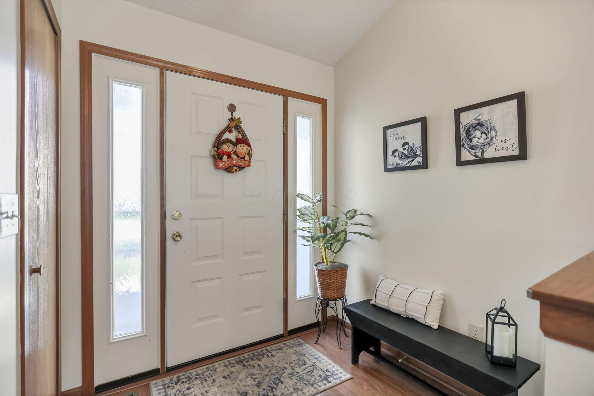 1588 Heatherview Lane Heath, OH 43056 - Photo 4 of 52 Front Entry Enterior