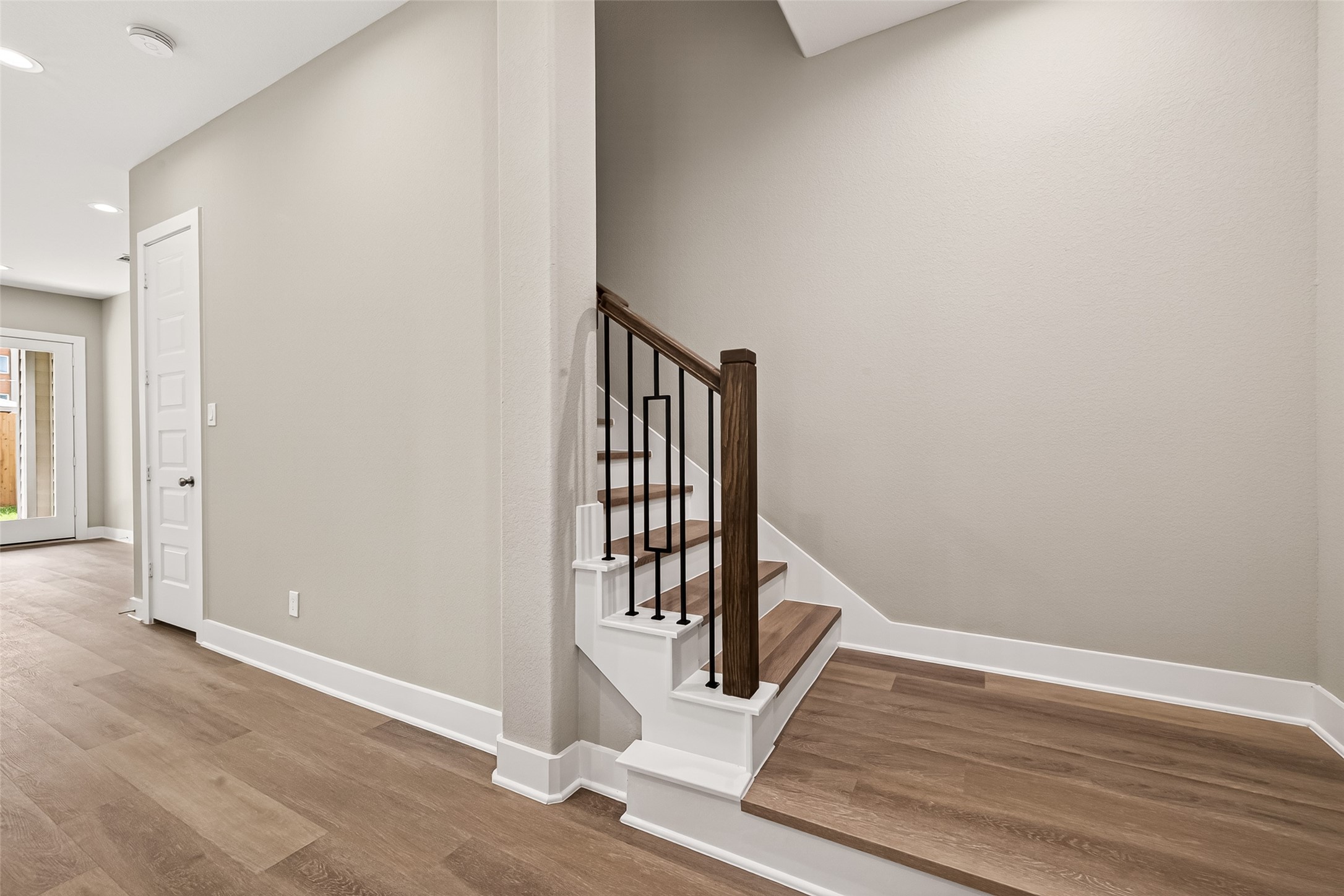 3514 Runnels Street, Unit B Houston, TX 77003 - Photo 3 of 41