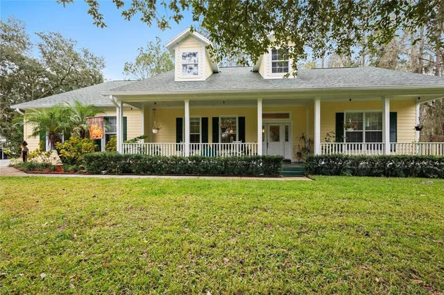 $595,000 | 26334 Lawrence Avenue, Wesley Chapel, FL 33544