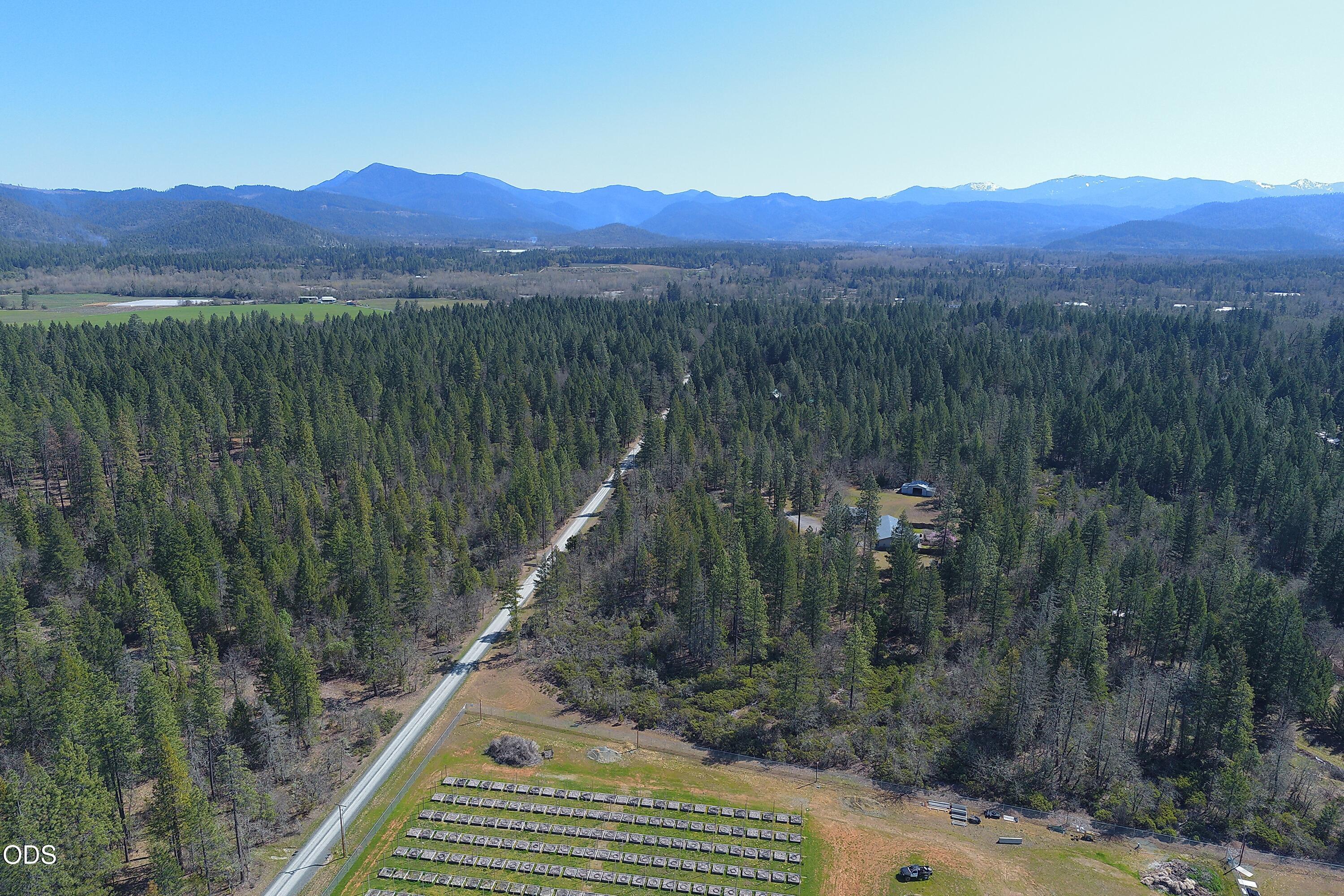 3160 Rockydale Road Cave Junction, OR 97523 - Photo 64 of 90