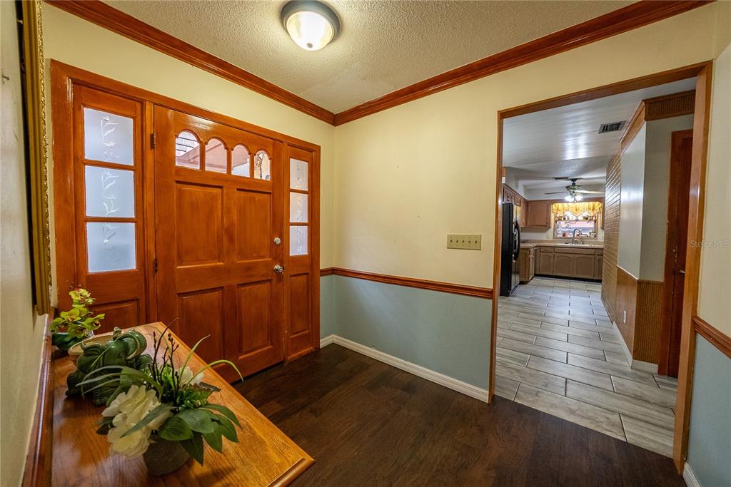 12 Spring Lake Way Ocala, FL 34472 - Photo 8 of 57 a view of a hallway