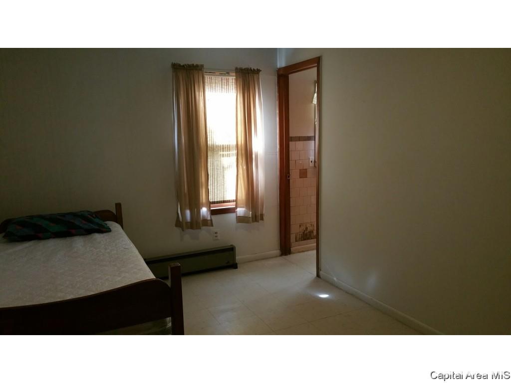 1925 South 19th Street Springfield, IL 62703 - Photo 15 of 22