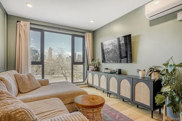 $2,050 | 1601 Park Avenue, Unit 304, Denver, CO 80218
