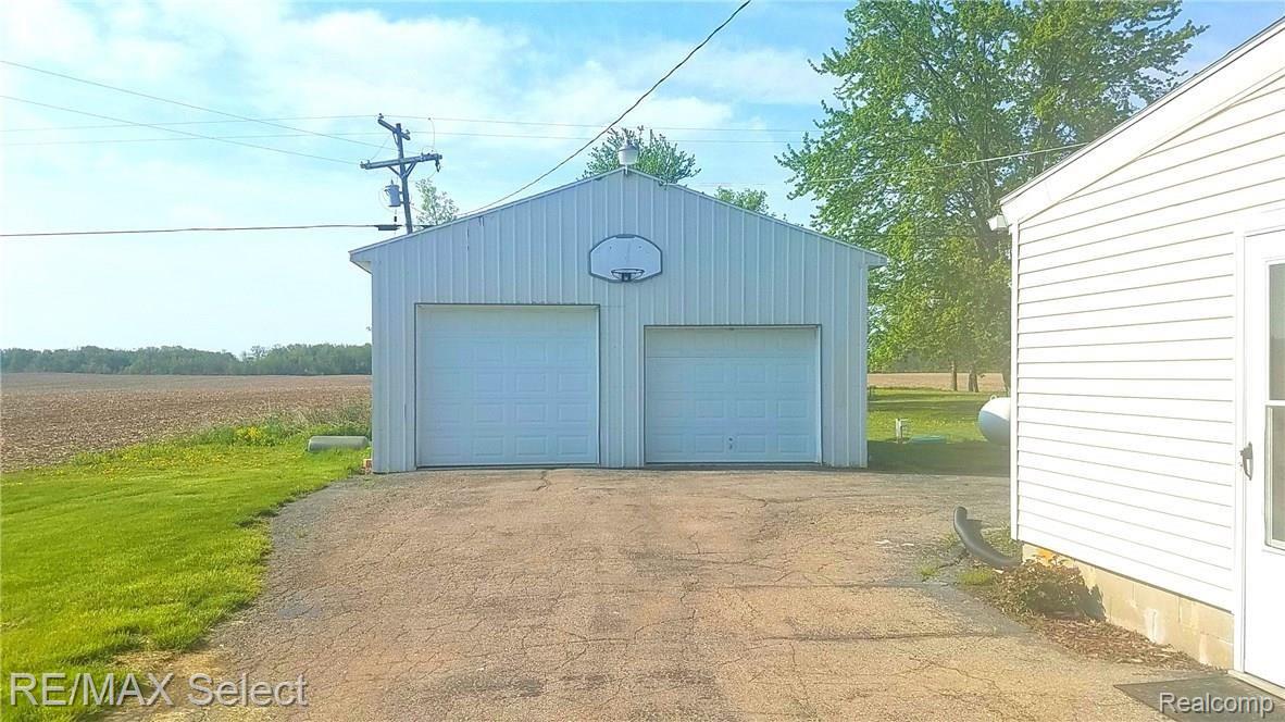 10451 Ray Road Gaines, MI 48436 - Photo 5 of 16 20180516_174709.jpg