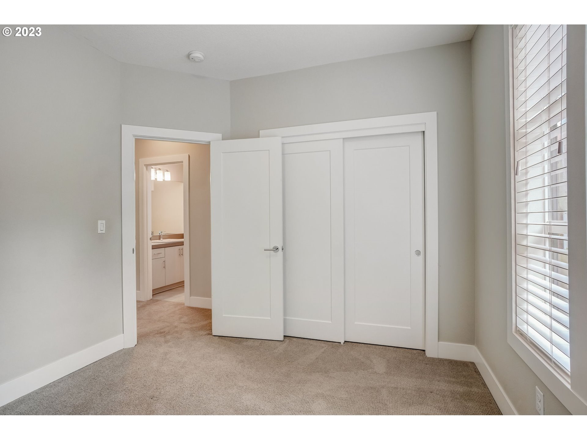 548 Southwest Chinook Terrace Portland, OR 97225 - Photo 24 of 44
