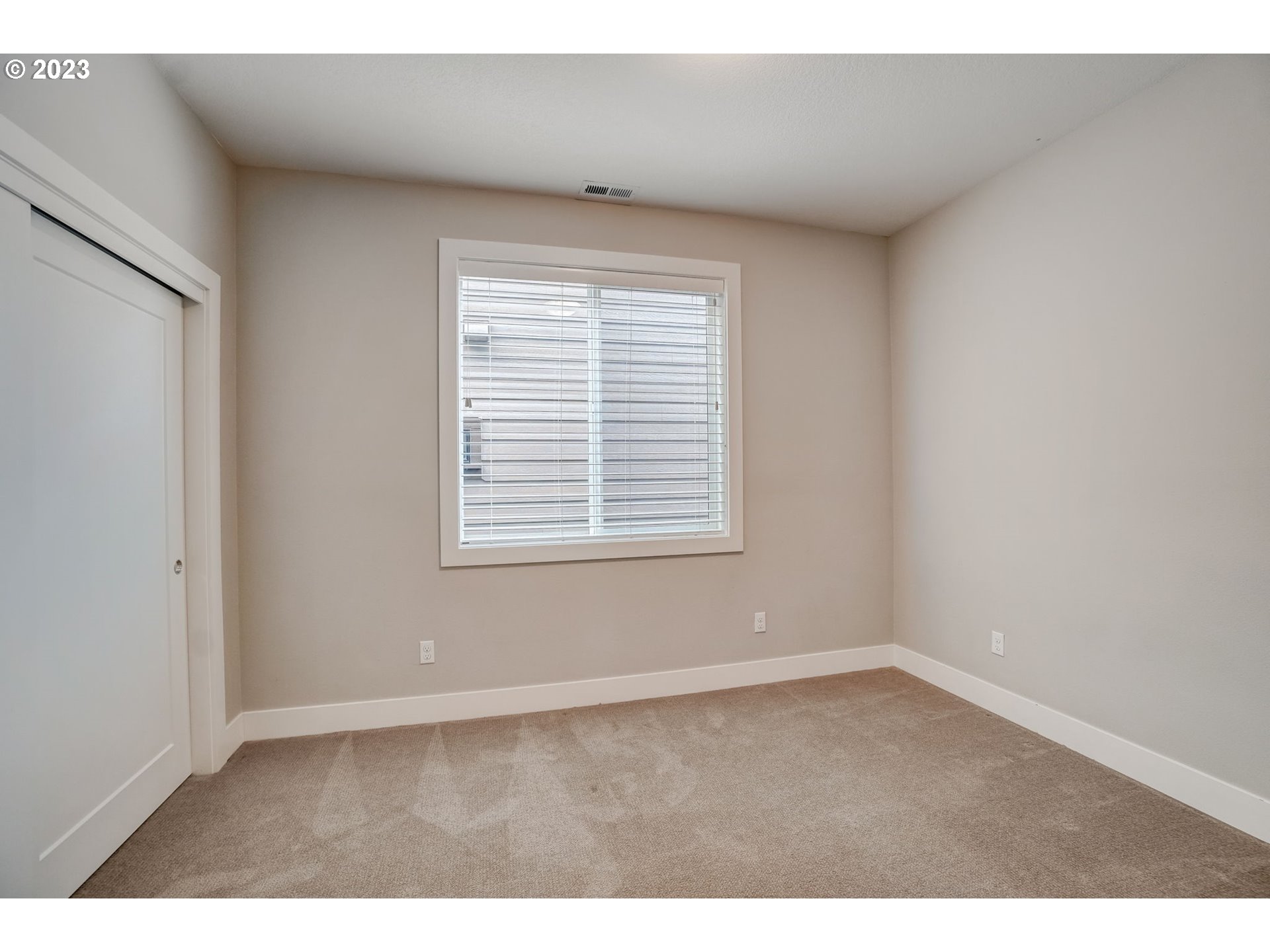 548 Southwest Chinook Terrace Portland, OR 97225 - Photo 26 of 44 an empty room with a window