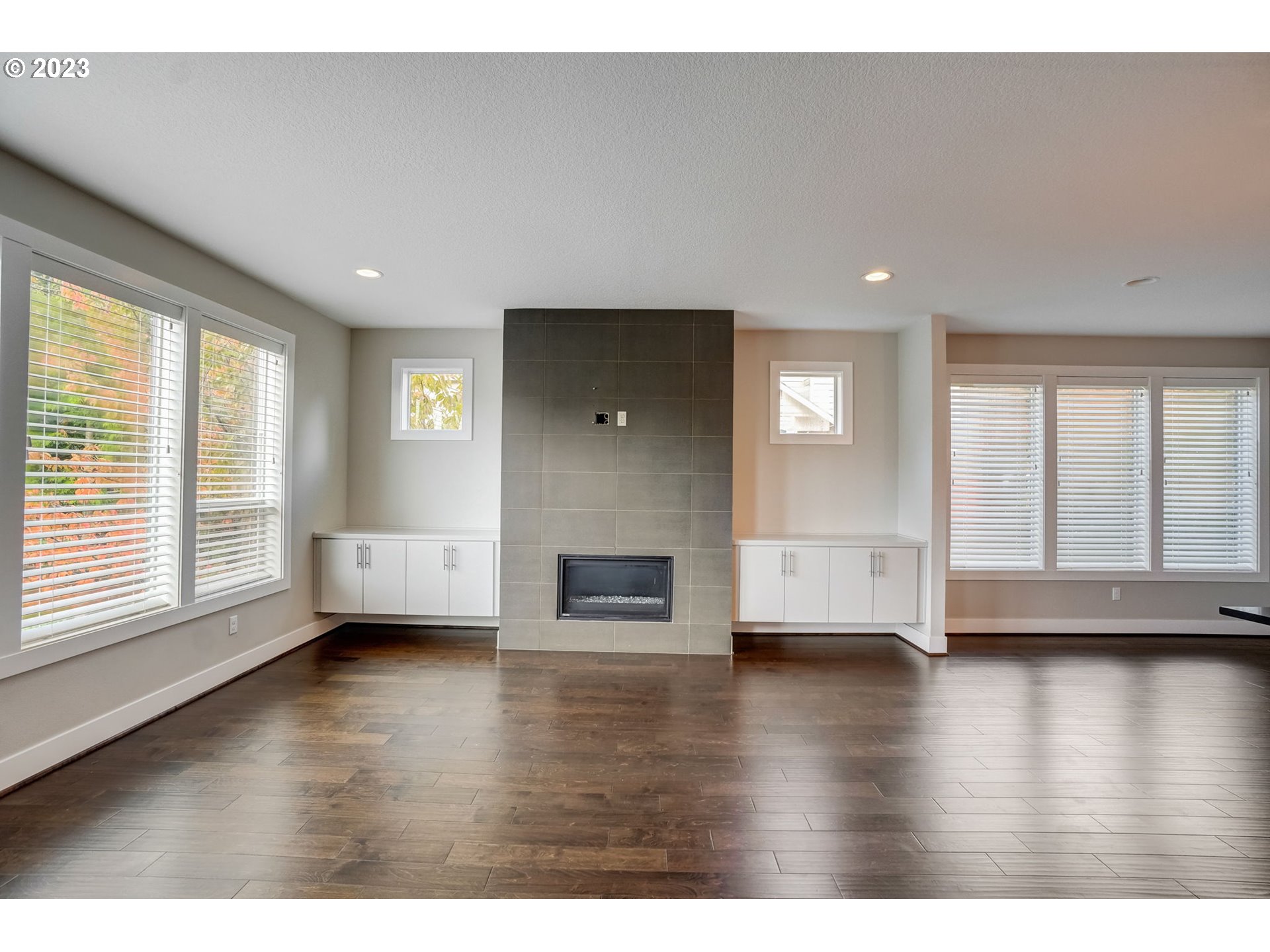 548 Southwest Chinook Terrace Portland, OR 97225 - Photo 6 of 44 a view of livingroom with furniture wooden floor and window