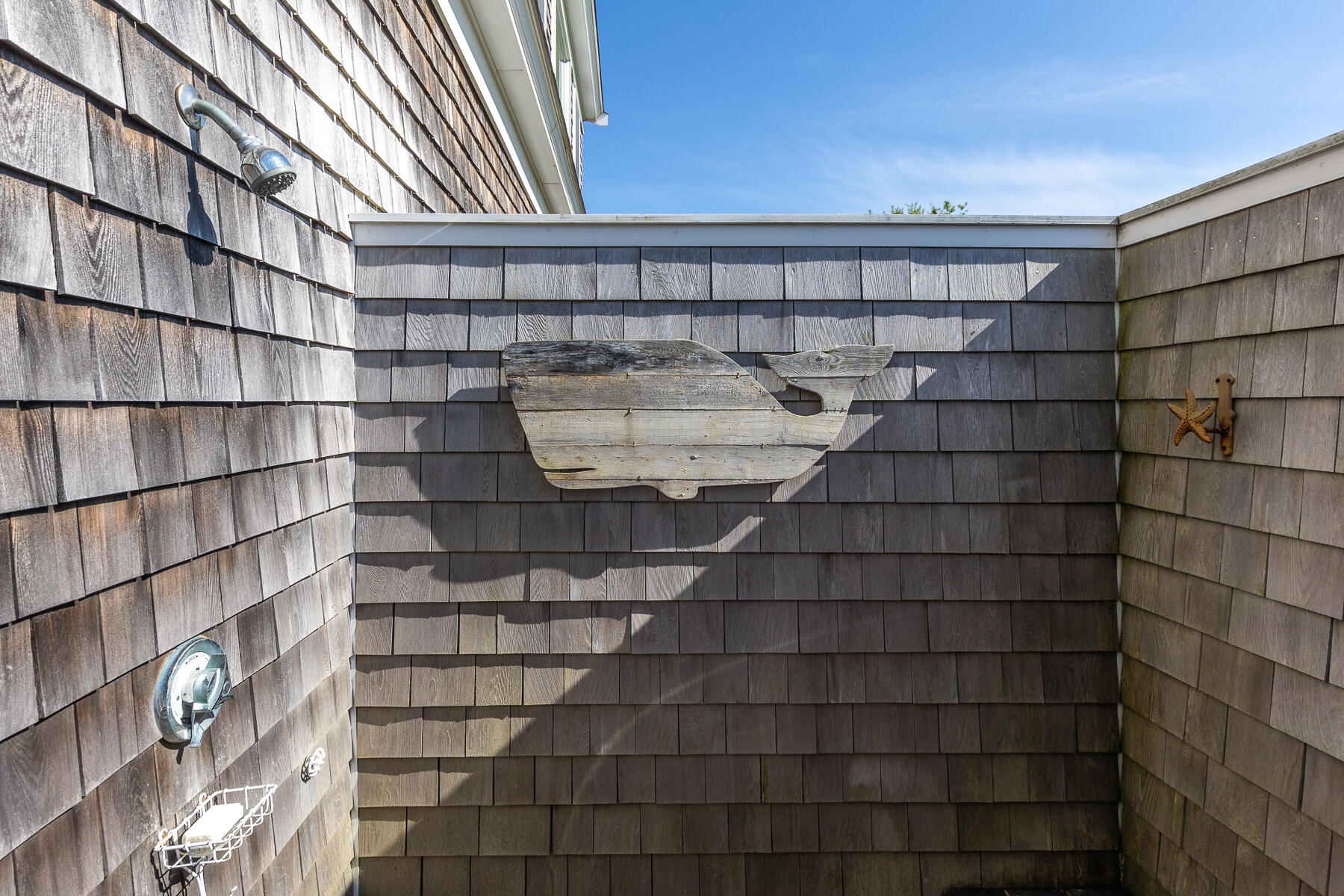 345 Robbins Hill Road Brewster, MA 02631 - Photo 30 of 95 a close up of a bathtub