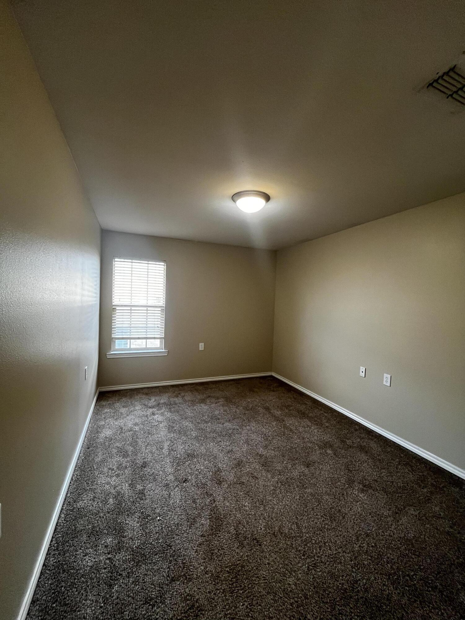 2317 99th Street Lubbock, TX 79423 - Photo 4 of 11 IMG_3606