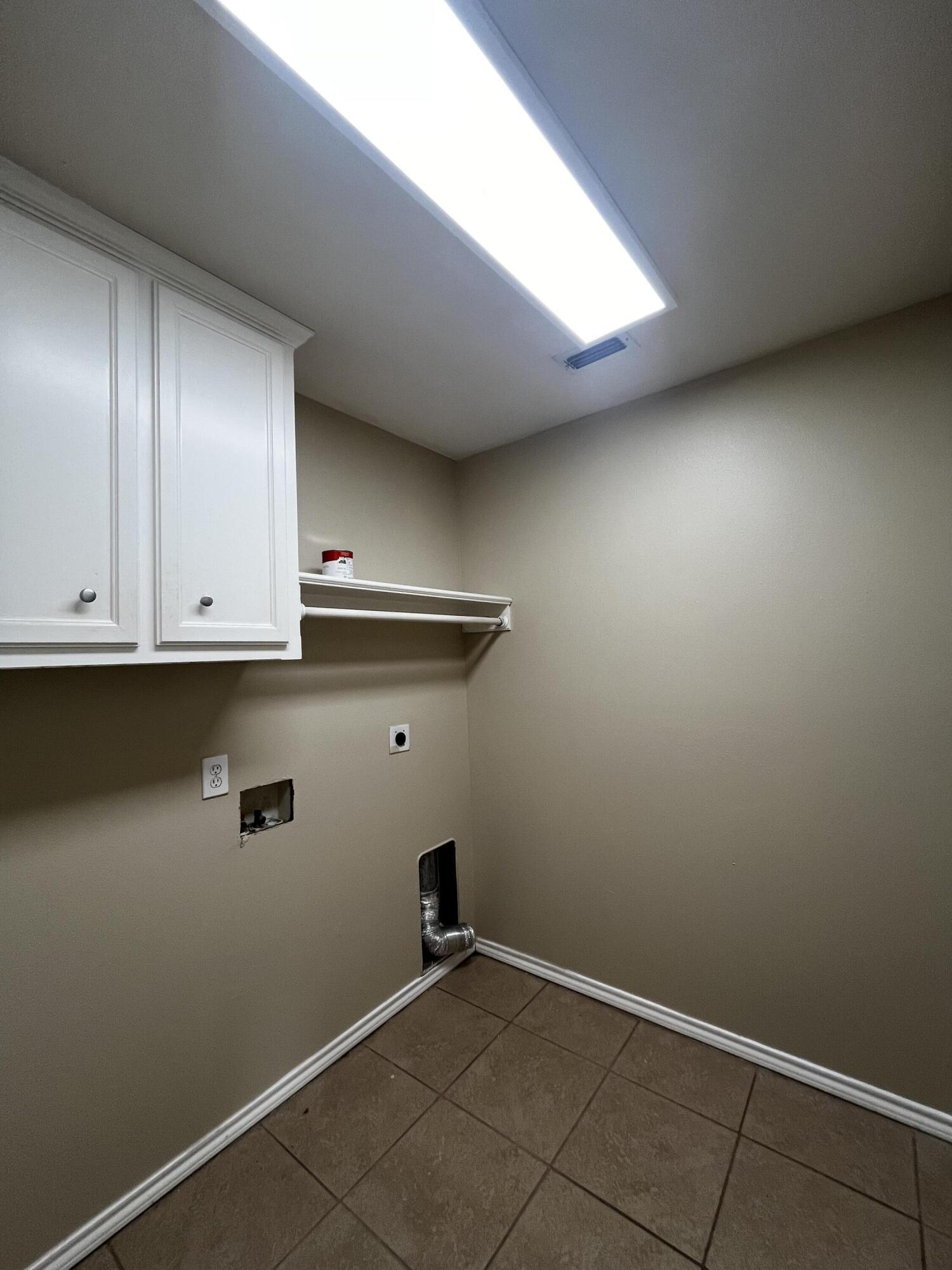 2317 99th Street Lubbock, TX 79423 - Photo 5 of 11 IMG_3609