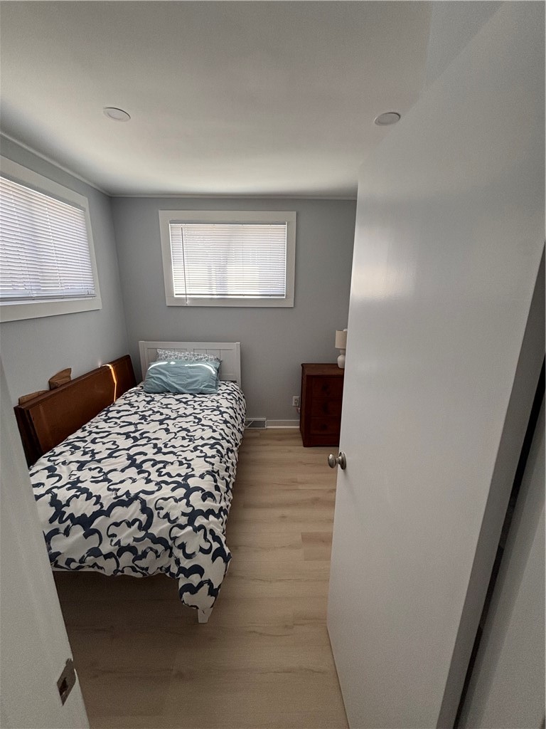 53 Bayberry Road Narragansett, RI 02882 - Photo 12 of 45