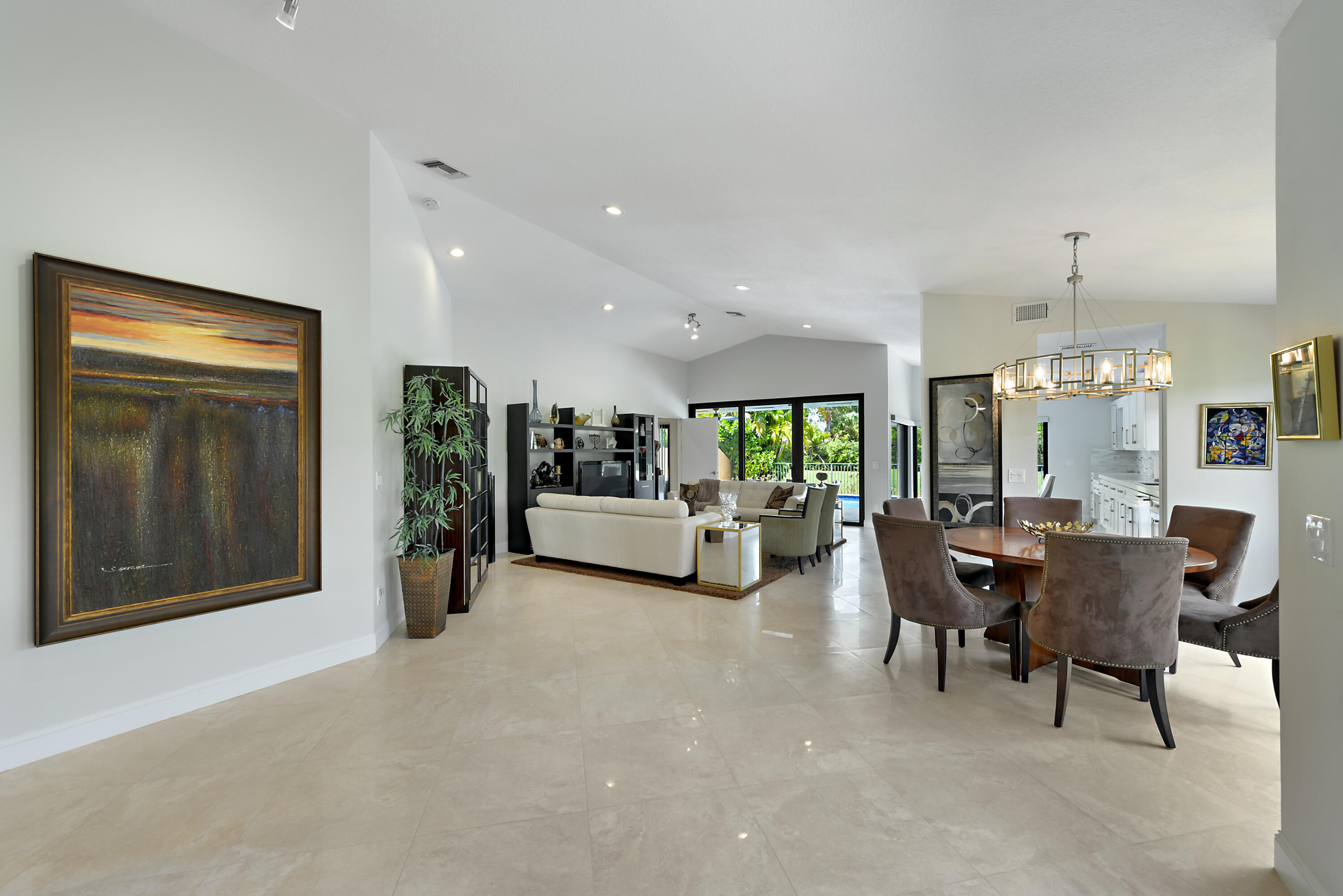 11204 Cloverleaf Circle Boca Raton, FL 33428 - Photo 11 of 85 11204 Cloverleaf Cir Boca-print-010-031-