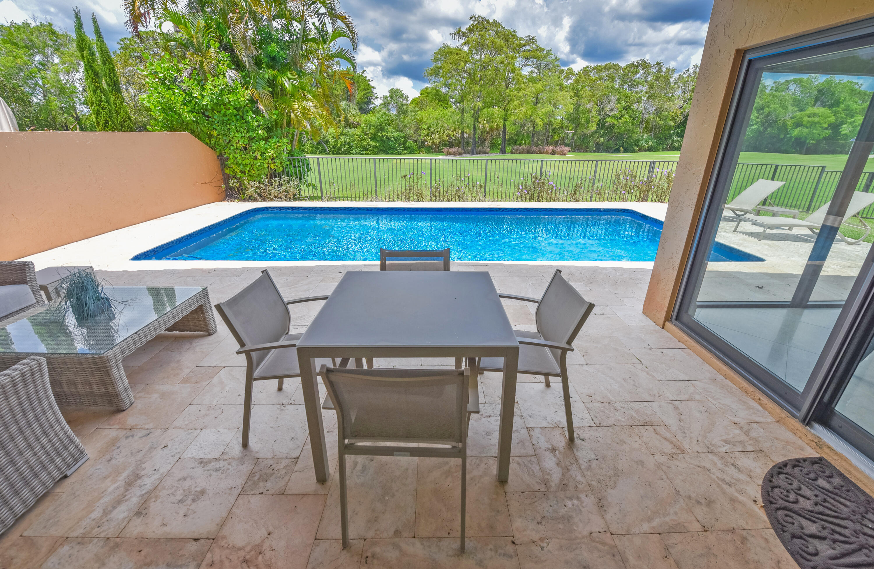 11204 Cloverleaf Circle Boca Raton, FL 33428 - Photo 31 of 85 11204 Cloverleaf Cir Boca-print-030-023-