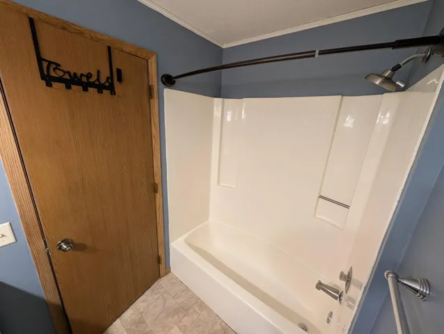 $159,900 | 1585 Cohansey Street North, Unit 104, St. Paul, MN 55117