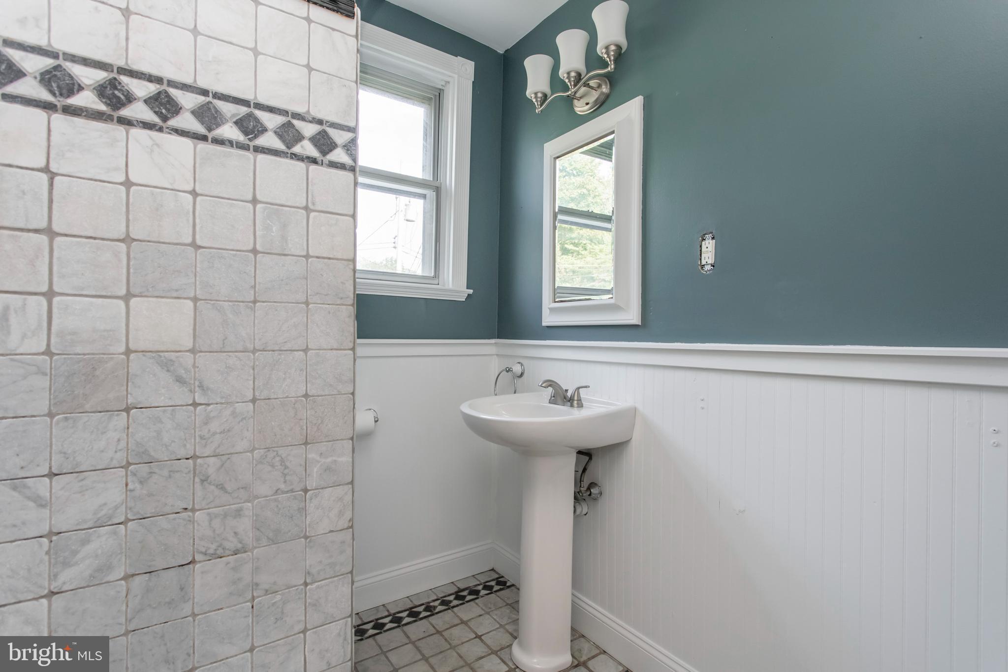 808 Inverness Lane Philadelphia, PA 19128 - Photo 22 of 31 Gallery Image 22