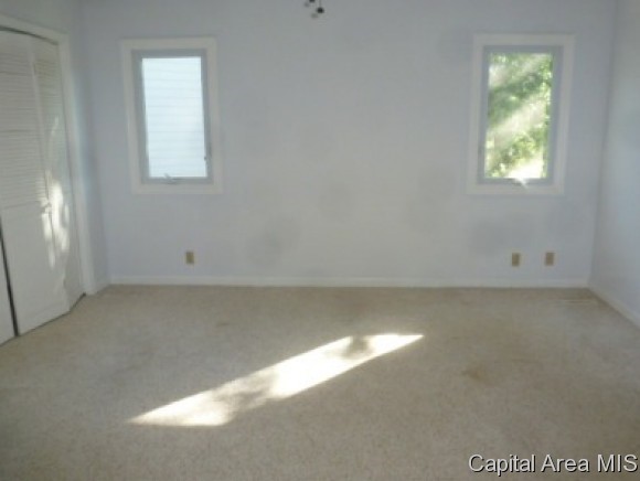 4602 Dogwood Court Decatur, IL 62526 - Photo 12 of 18 Gallery Image 12