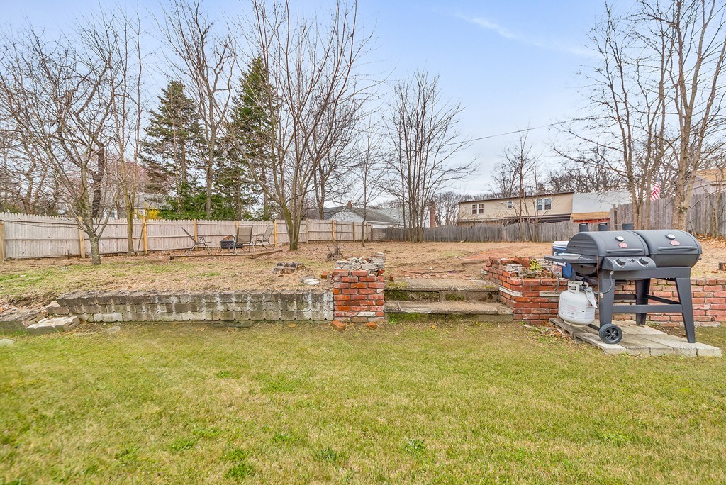 374 Springfield Street Springfield, MA 01107 - Photo 25 of 27 Gallery Image 25