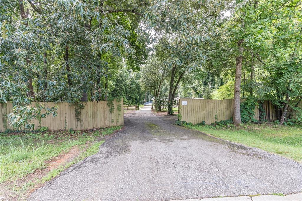 8035 Rockbridge Road Southwest Lithonia, GA 30058 - Photo 39 of 39 a view of a outdoor space