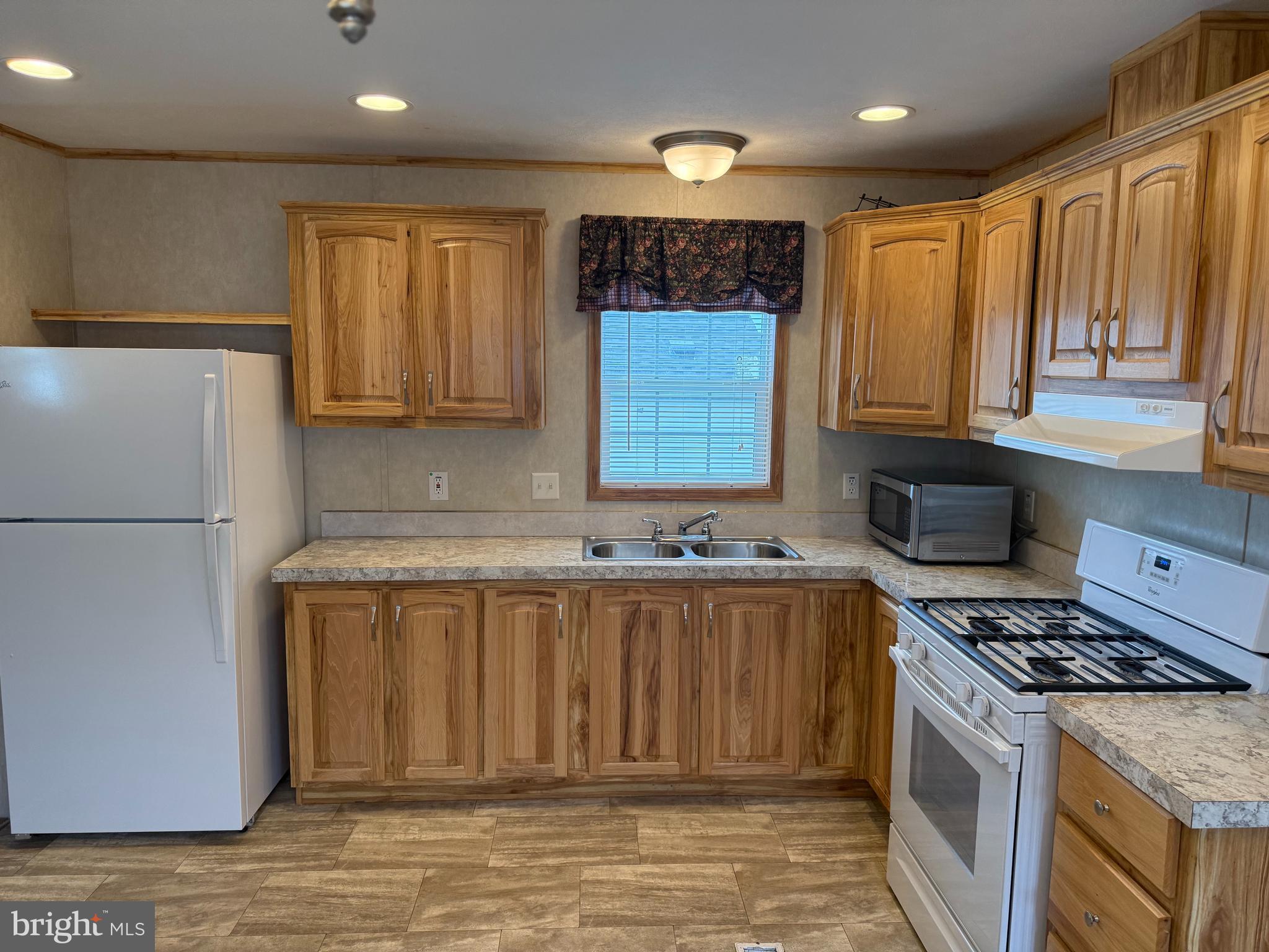 278 Pfautz Hill Road Stevens, PA 17578 - Photo 12 of 39