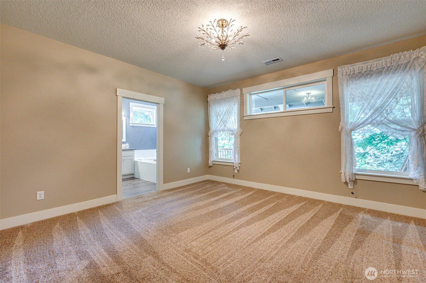 1429 Coal Creek Road Longview, WA 98632 - Photo 12 of 39
