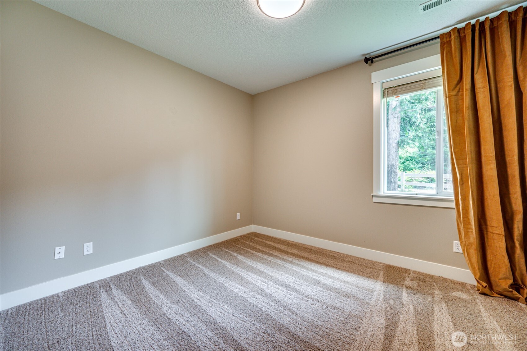 1429 Coal Creek Road Longview, WA 98632 - Photo 17 of 39