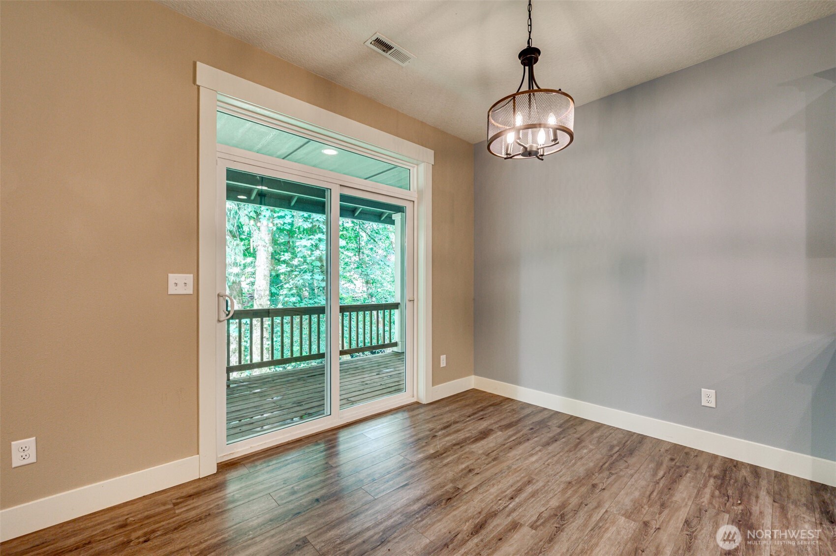 1429 Coal Creek Road Longview, WA 98632 - Photo 6 of 39