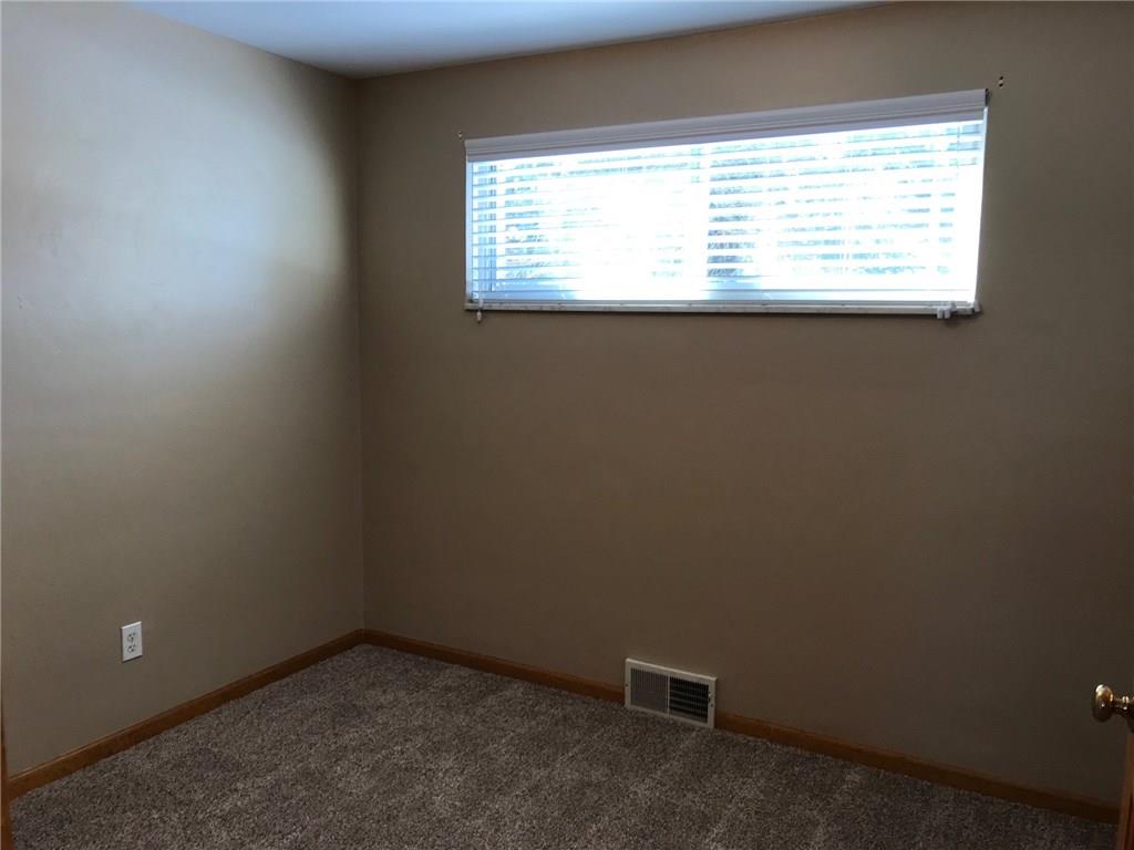 5230 Meadowcrest Road Pittsburgh, PA 15236 - Photo 11 of 17 Gallery Image 11