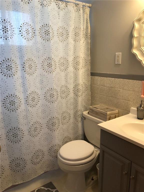 5230 Meadowcrest Road Pittsburgh, PA 15236 - Photo 12 of 17 Gallery Image 12