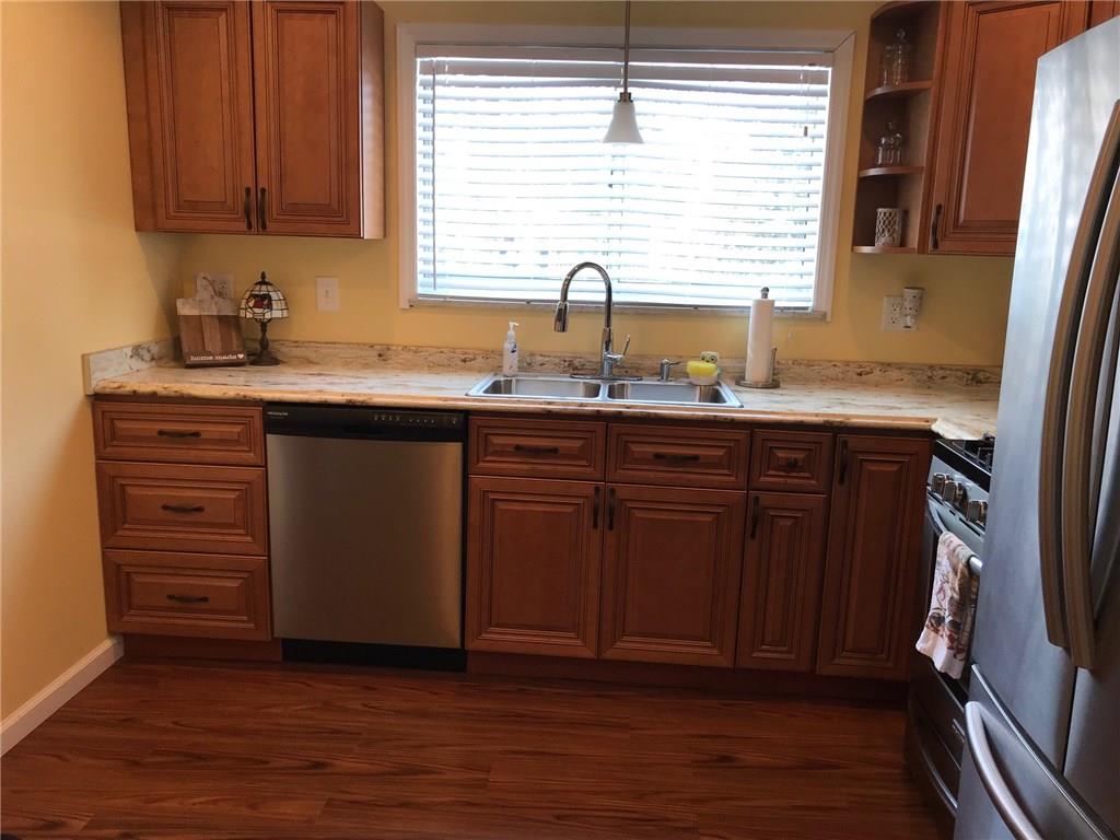 5230 Meadowcrest Road Pittsburgh, PA 15236 - Photo 3 of 17 Gallery Image 3