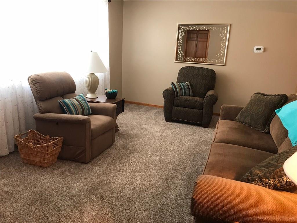 5230 Meadowcrest Road Pittsburgh, PA 15236 - Photo 6 of 17 Gallery Image 6