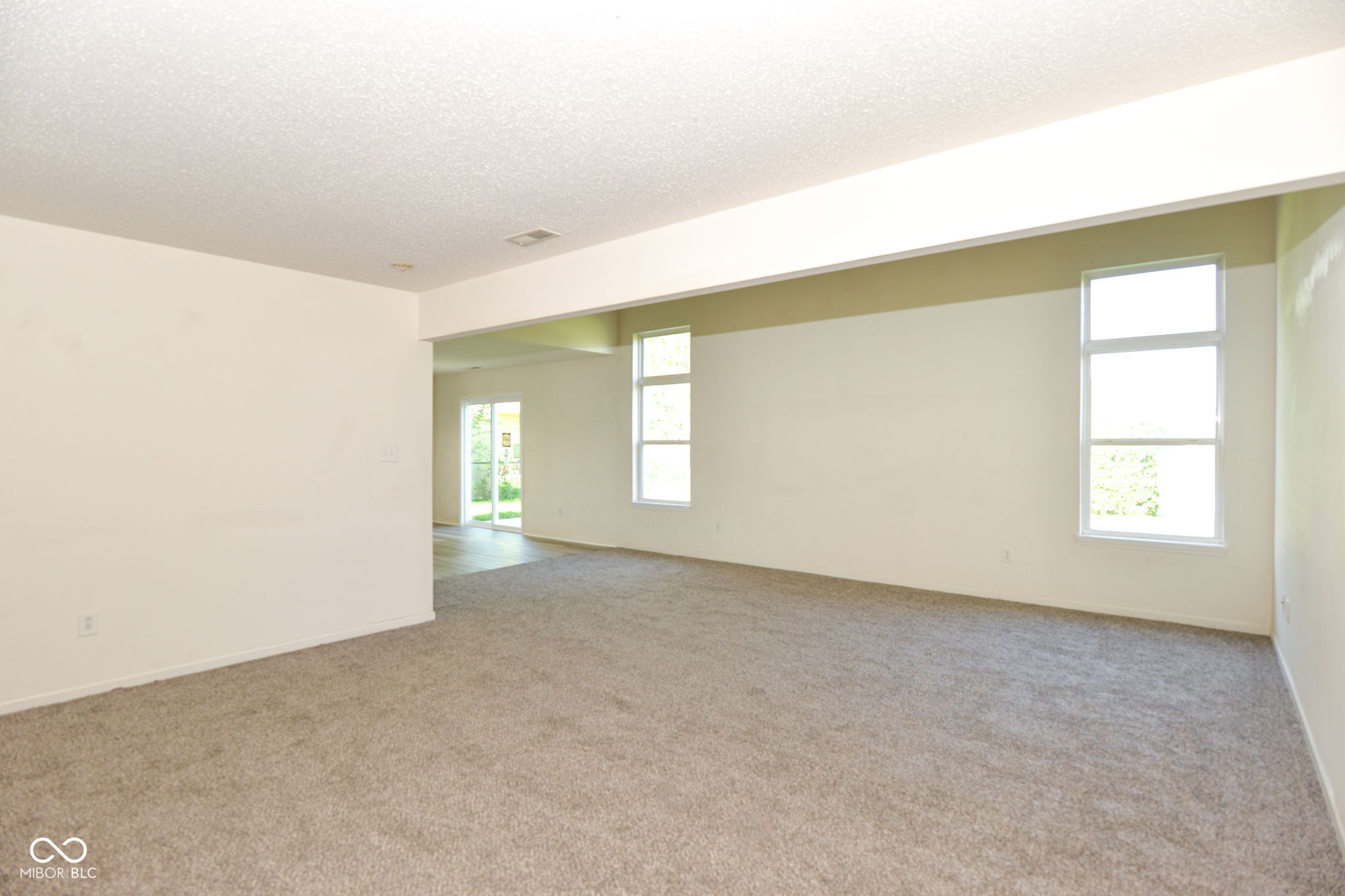4062 Mossy Bank Road Indianapolis, IN 46234 - Photo 3 of 34
