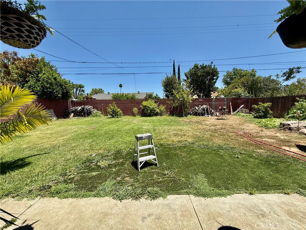 4547 Jones Avenue Riverside, CA 92505 - Photo 38 of 43