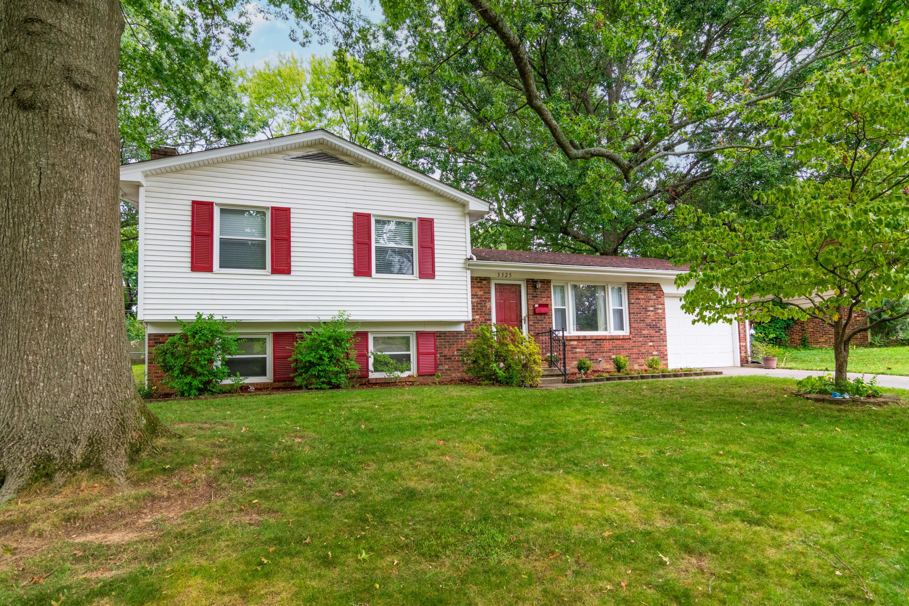 3325 High Hope Road Lexington, KY 40517 - Photo 1 of 43 3325HighHope-