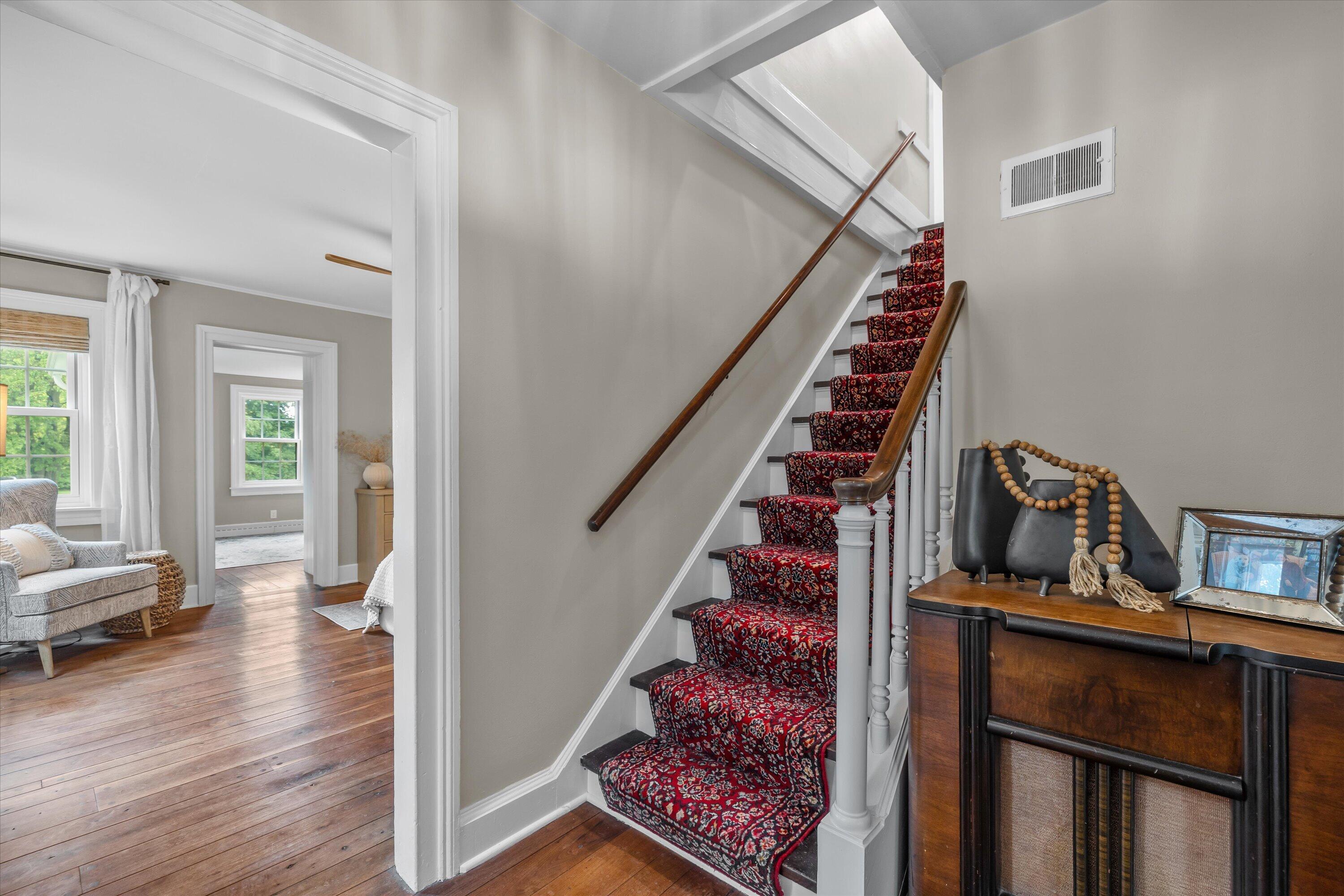 12112 North Wauwatosa Road Mequon, WI 53092 - Photo 26 of 72 Foyer