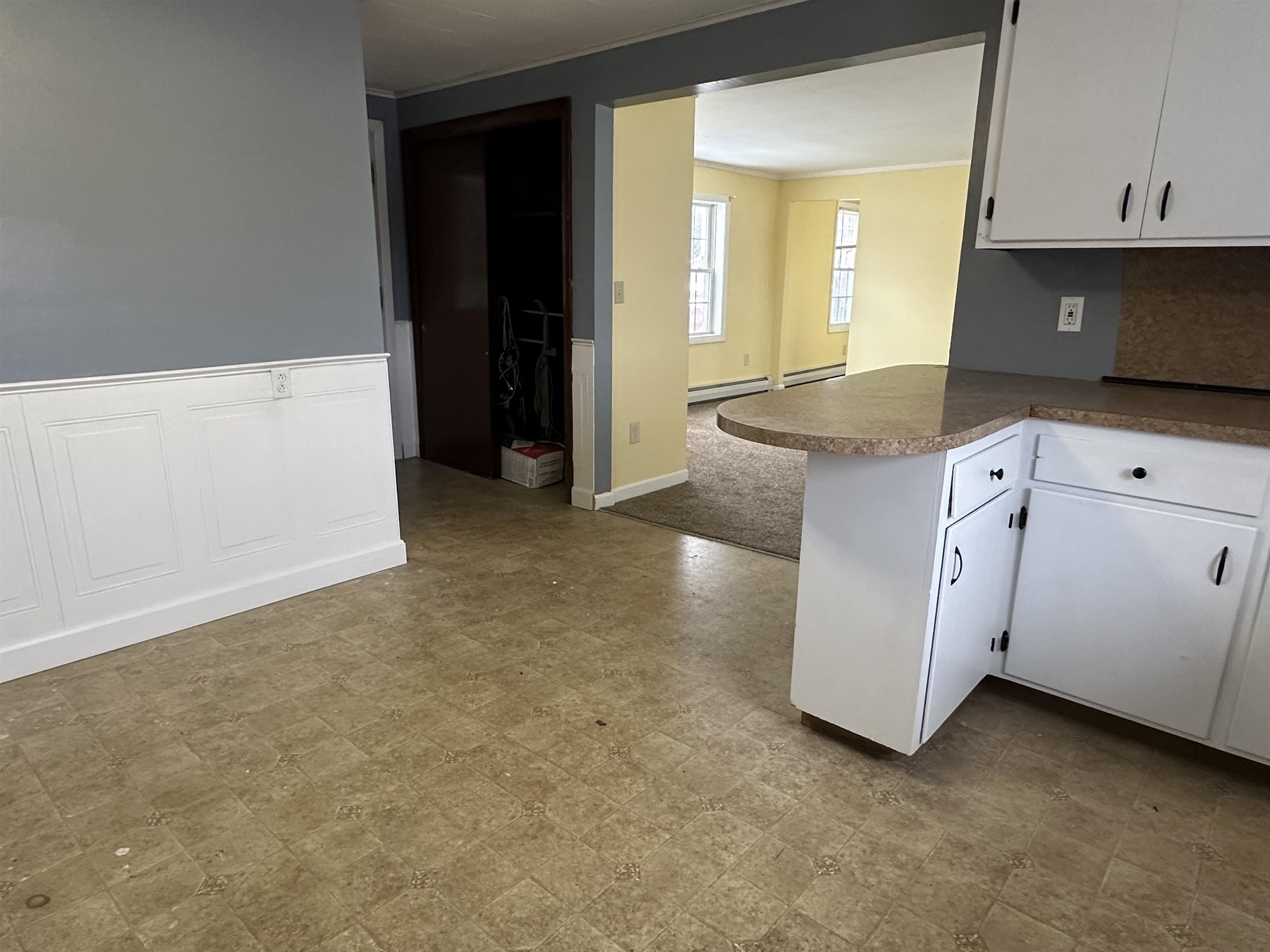 20 Spring Street Somersworth, NH 03878 - Photo 3 of 39