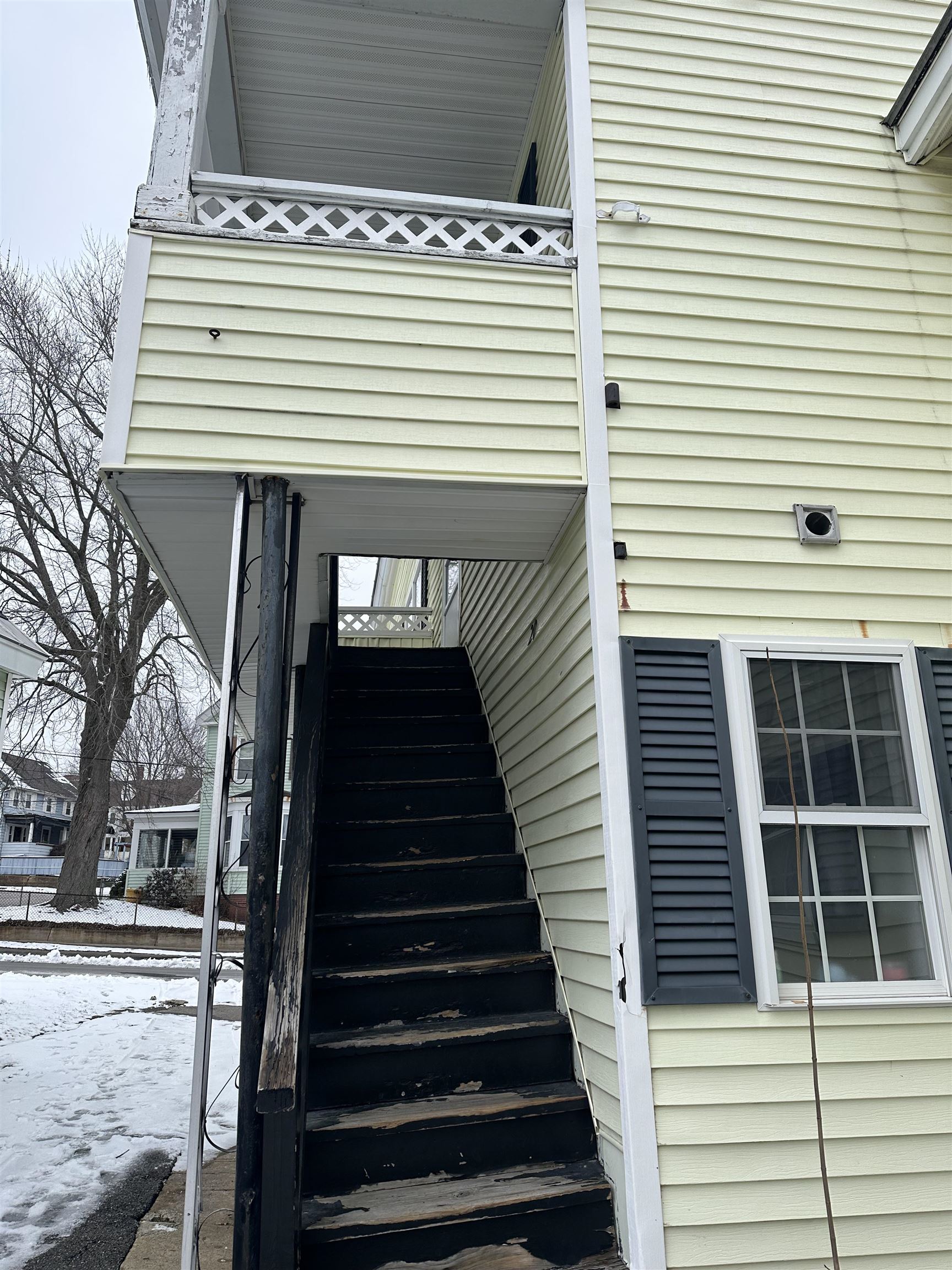 20 Spring Street Somersworth, NH 03878 - Photo 31 of 39