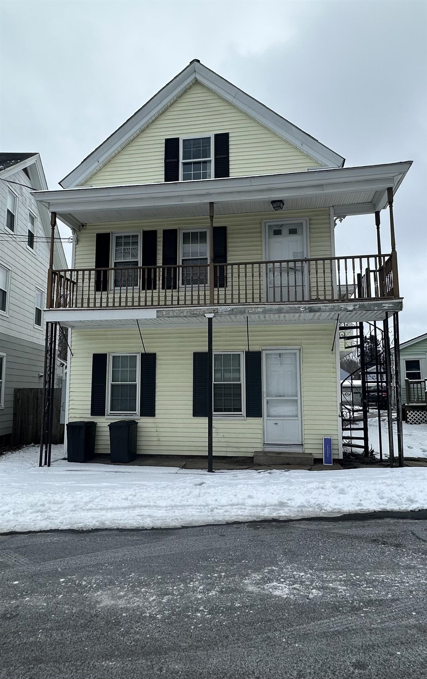 20 Spring Street Somersworth, NH 03878 - Photo 33 of 39