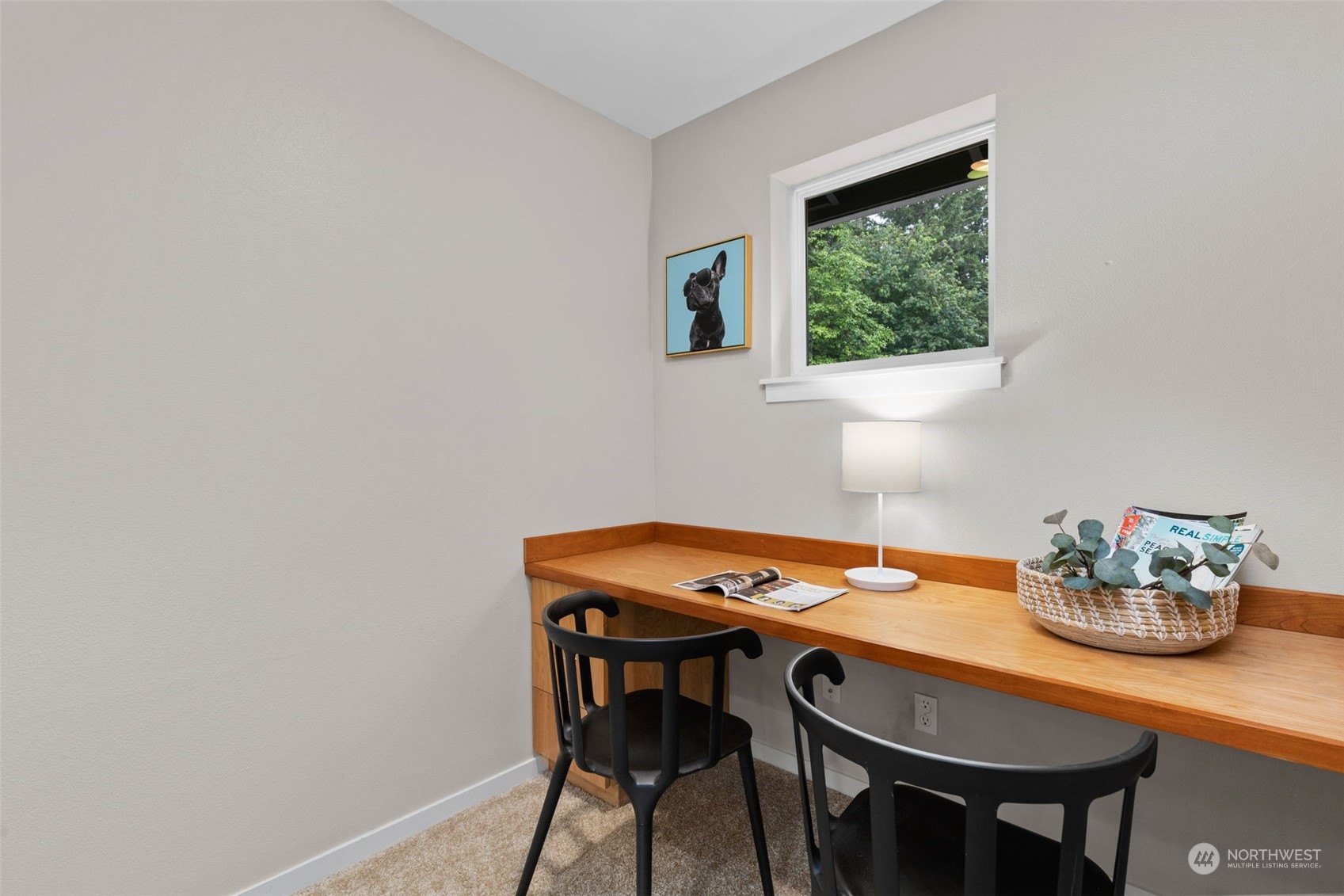 58 Cougar Ridge Road Northwest, Unit 2203 Issaquah, WA 98027 - Photo 16 of 37 a dining room with furniture and window