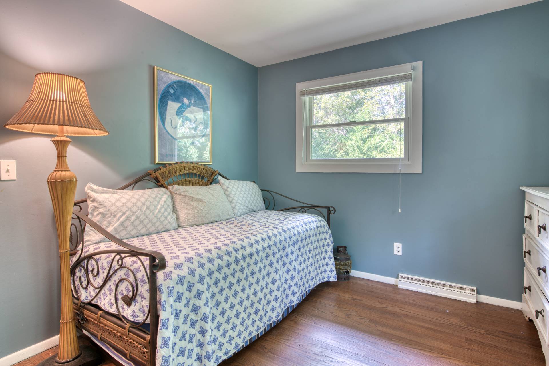 1 Abigails Path East Hampton, NY 11937 - Photo 10 of 18 a bedroom with a bed and a window