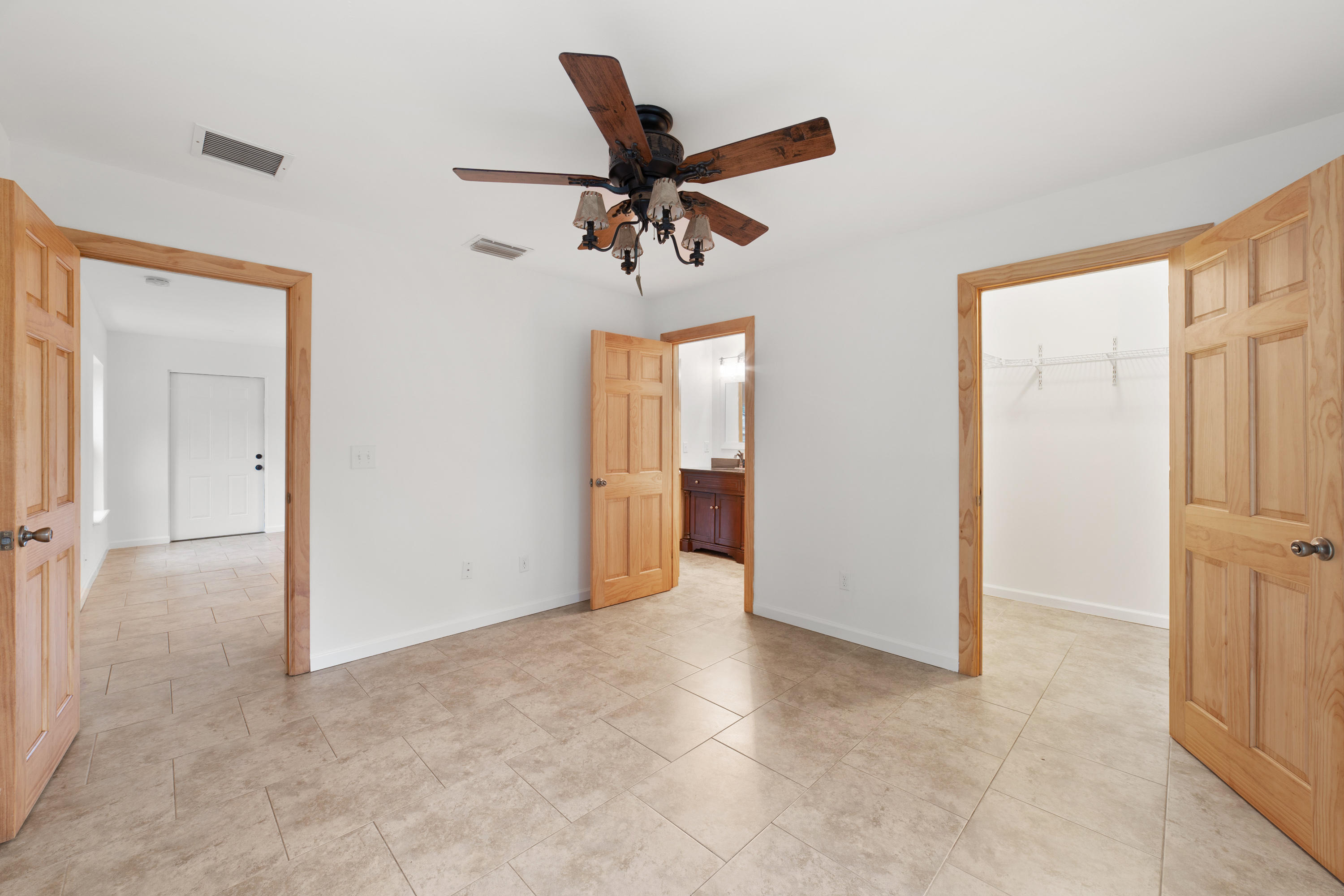 2926 Southwest 96th Street Stuart, FL 34997 - Photo 34 of 50 2926 SW 96th St-Guest