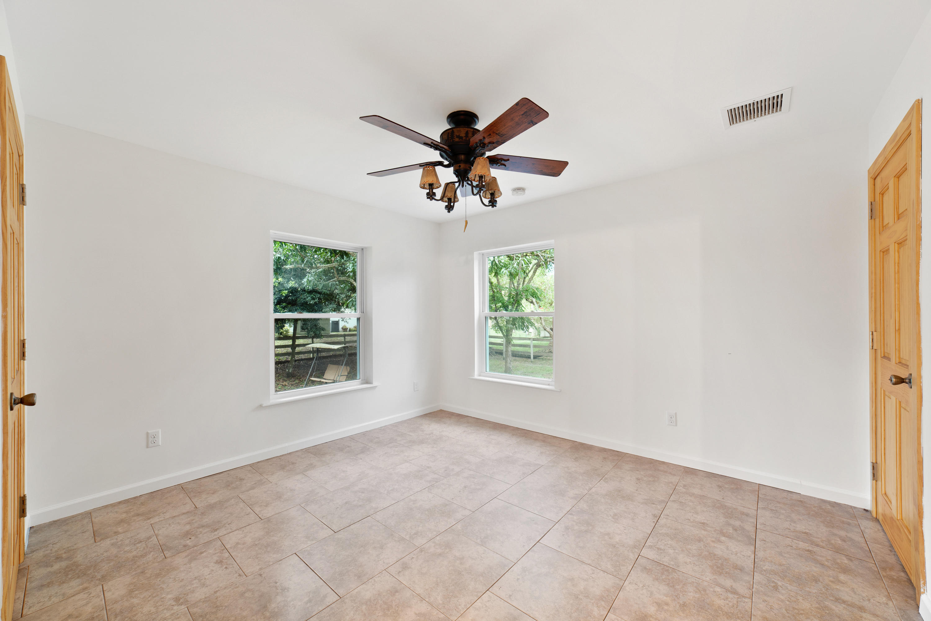 2926 Southwest 96th Street Stuart, FL 34997 - Photo 35 of 50 2926 SW 96th St-Guest