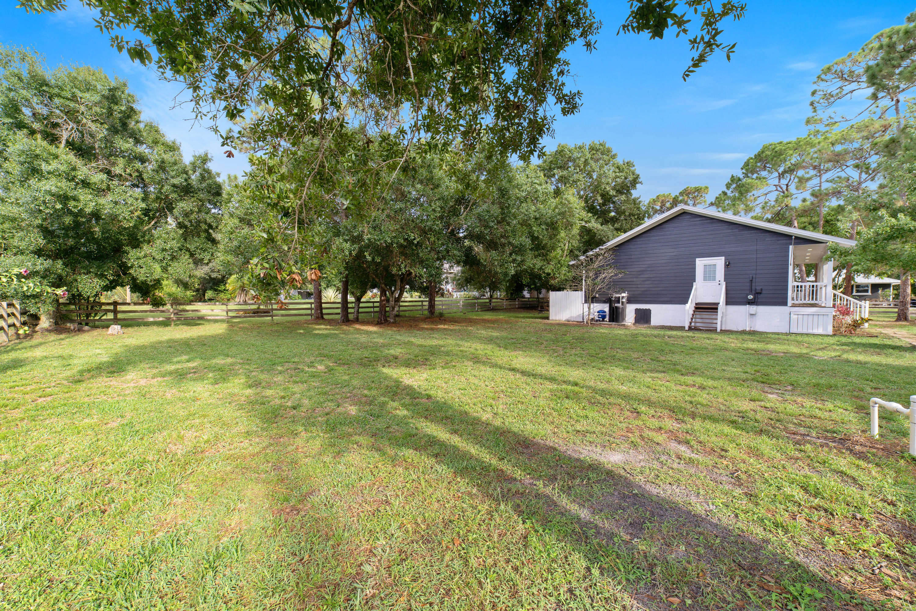 2926 Southwest 96th Street Stuart, FL 34997 - Photo 38 of 50 2926 SW 96th St