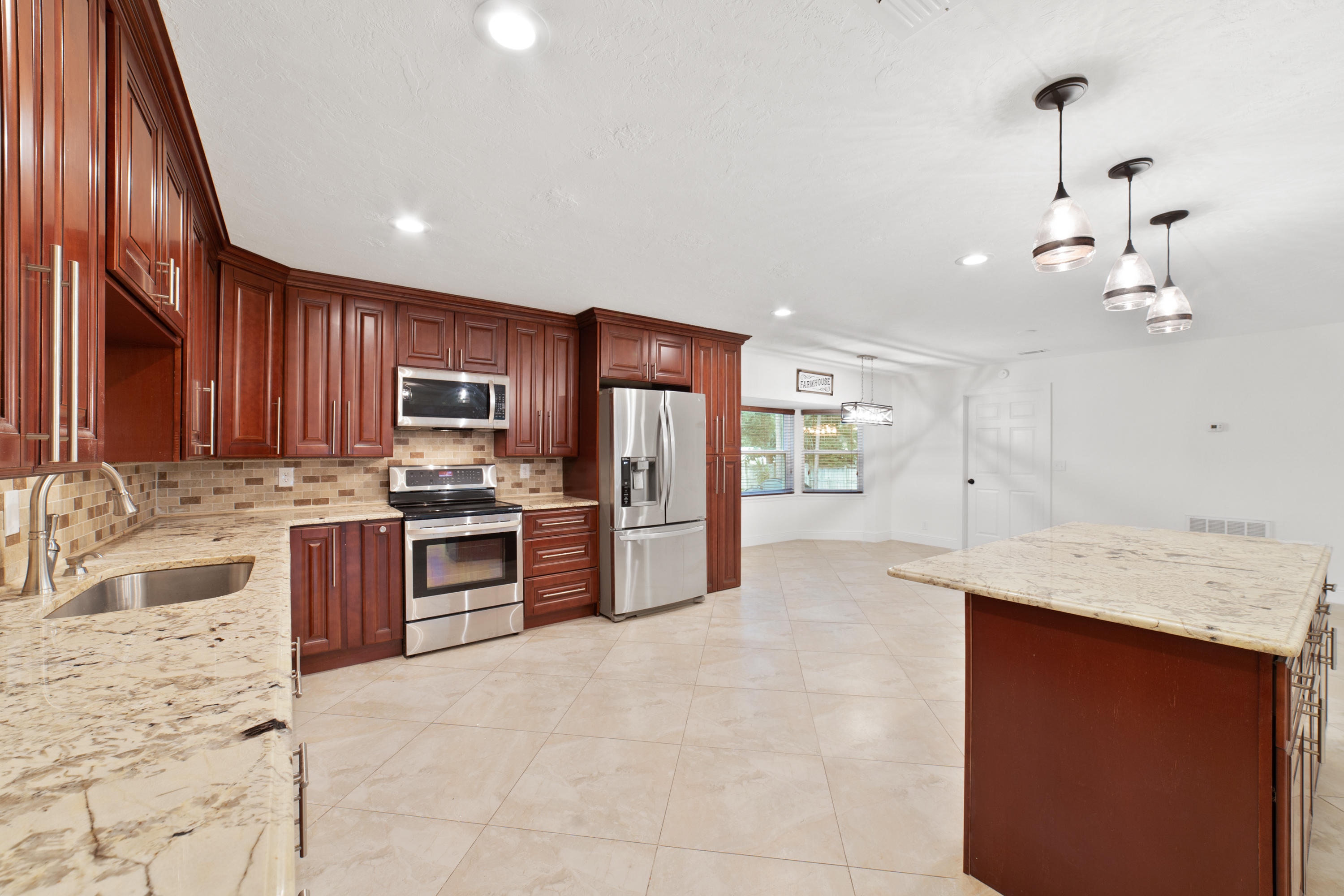 2926 Southwest 96th Street Stuart, FL 34997 - Photo 5 of 50 2926 SW 96th St