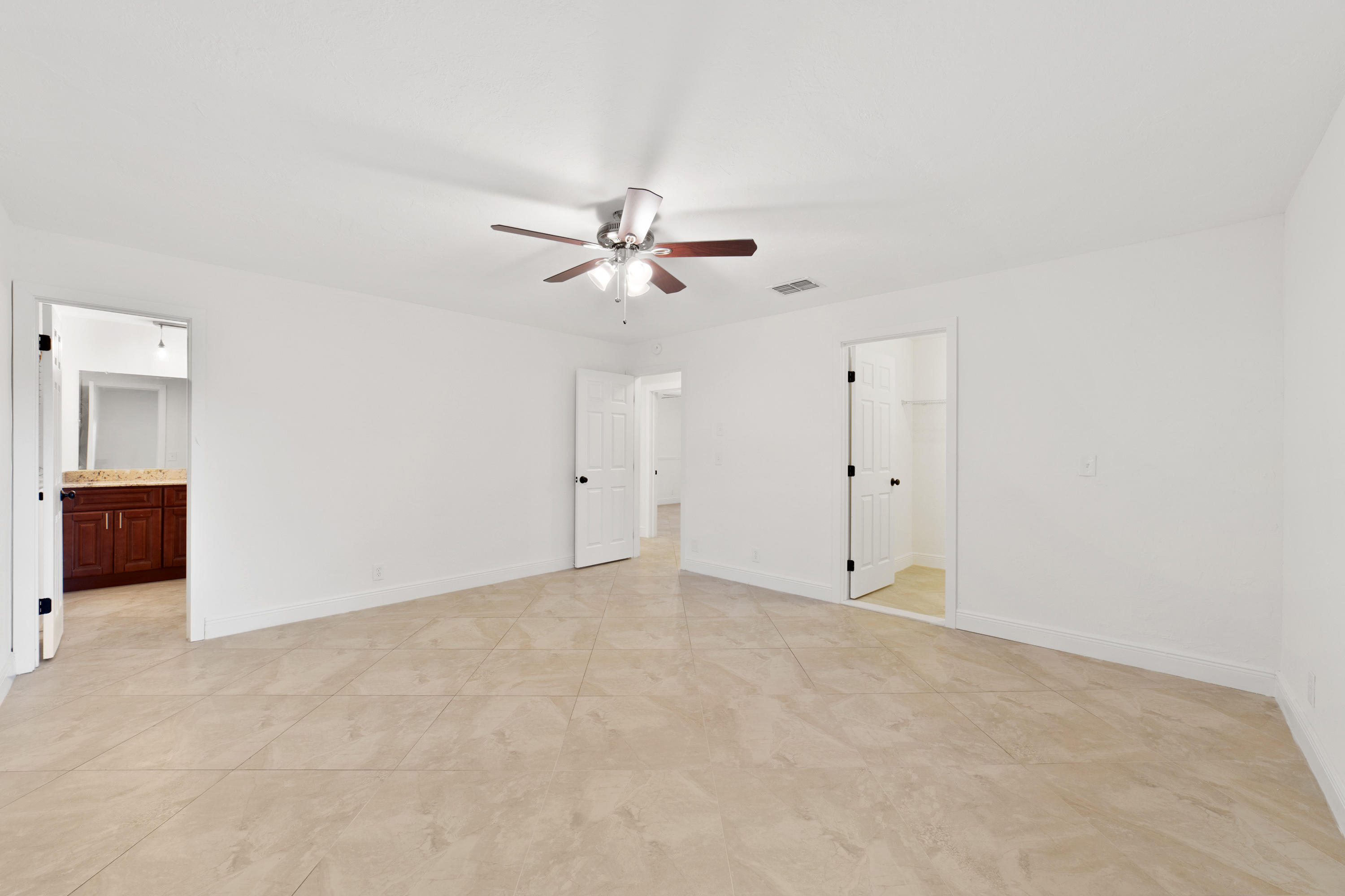 2926 Southwest 96th Street Stuart, FL 34997 - Photo 9 of 50 2926 SW 96th St