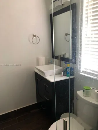 $2,950 | 8826 West Flagler Street, Unit 204, Miami, FL 33174