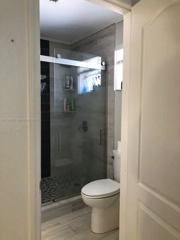 $3,300 | 8826 West Flagler Street, Unit 204, Miami, FL 33174