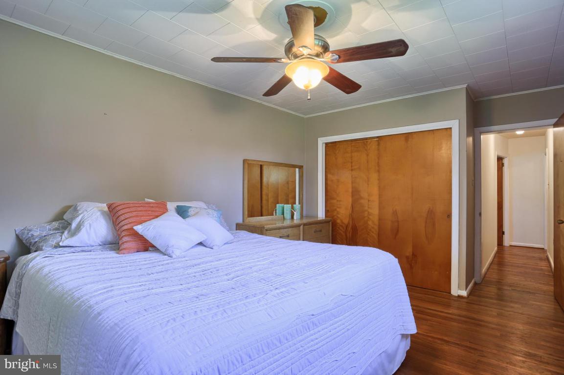 1866 Manor Ridge Drive Lancaster, PA 17603 - Photo 14 of 24 Gallery Image 14