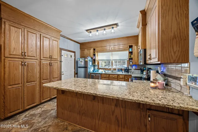 $469,000 | 2111 Hunt Hill Place, Kinston, NC 28504