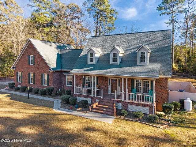 $469,000 | 2111 Hunt Hill Place, Kinston, NC 28504