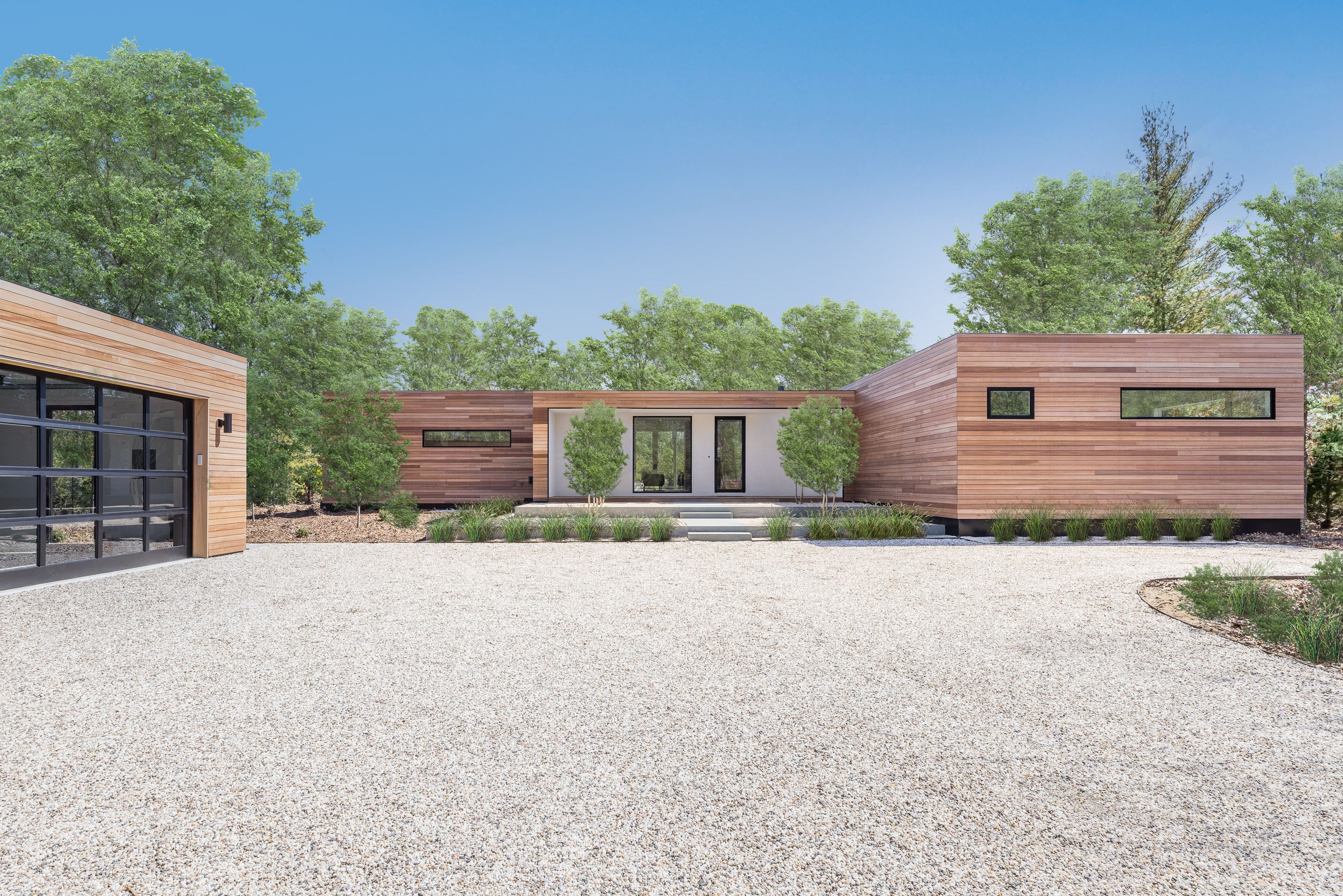 35 Swamp Road, East Hampton, NY 11937 Compass